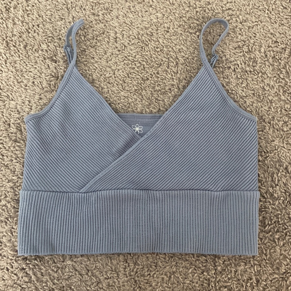 Ribbed light blue tank top
